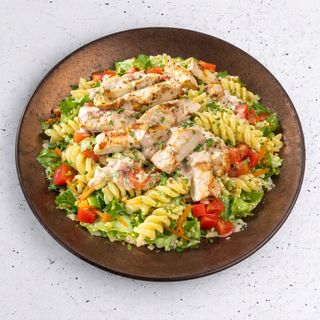 Toplo hladna pileća salata
