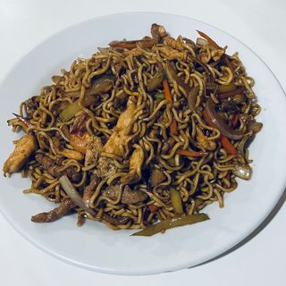 Tallarines Fritos Estilo Tailandés