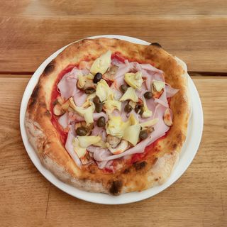 Pizza Capricciosa