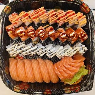 Menù Sushi Sakura+ bibita a scelta