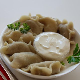 Pierogi gotowe z wiśniami 