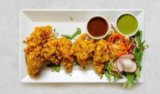 Onion bhajia