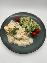 Steak de somon cu broccoli în sos alb