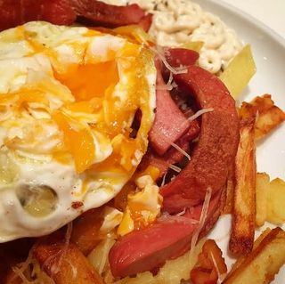 Salchipapa Más Que Pan (Para 2 Personas)