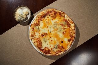 Pizza Quattro Formaggi Ø 32cm