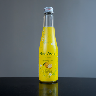 Sake con burbujas OZEKI Hana Awaka sabor yuzu pequeño (25cl)