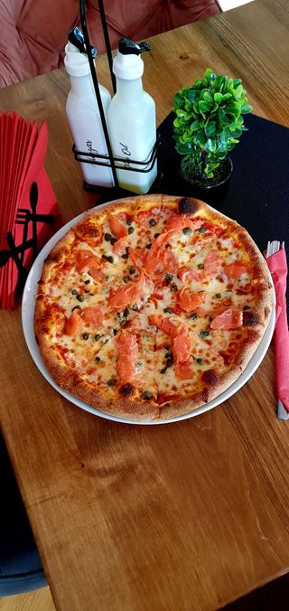 Pizza Somon Fume Ø 32cm