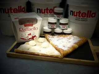 Clătită cu Nutella si Raffaelo
