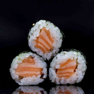 Hosso Maki Salmone