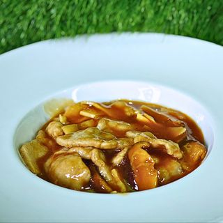 Manzo bambu e funghi