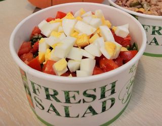 Салата спанак с киноа  (350г)