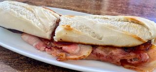 Bocadillo Beicon Y Queso