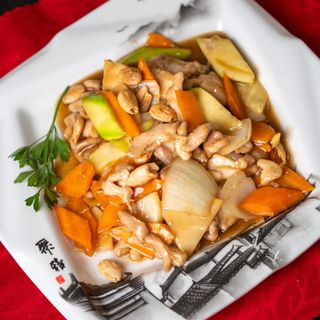 99. Pollo con almendras