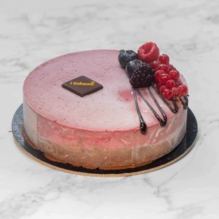 Torta fondente e frutti di bosco