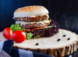 Burger  dublu de vita