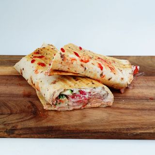 Sendvič sa drpanom piletinom