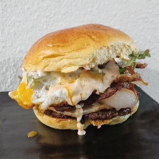 ROYAL SMASH + PATATAS