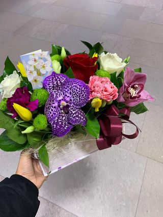 Cutie 33 mica tip carte cu flori diverse