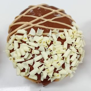 Bomba Recheia Chocolate Avelá (New Product)