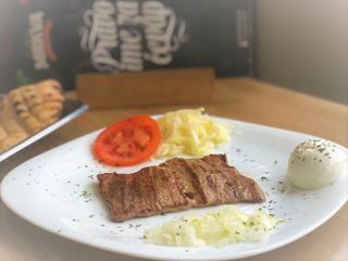 Teleća šnicla velika porcija 