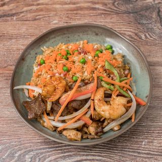 33. Plato 11 Arroz Con Ternera, Pollo Y Gamba