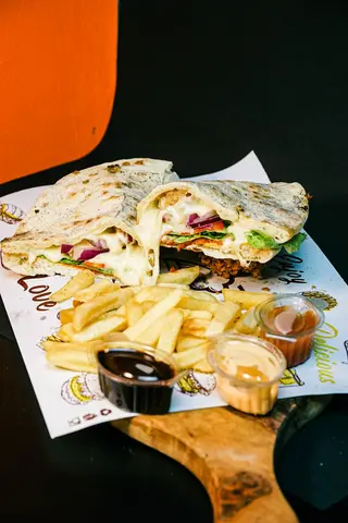 Makloub Escalope Panée Spécial