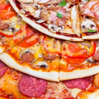 Комбо  М'ясні піци 32см (1750г)