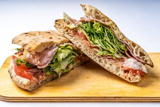 Фокача Сандвич Кото и Проволоне (450гр)