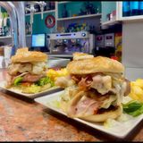 Hamburguesa El Rebujito