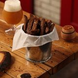 1 ვედრო ნივრიანი პურები