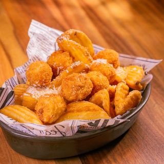 Cartofi cu parmesan si pui