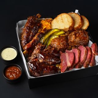 Бокс "томлене М'ясо" (1400/160/160/80г)