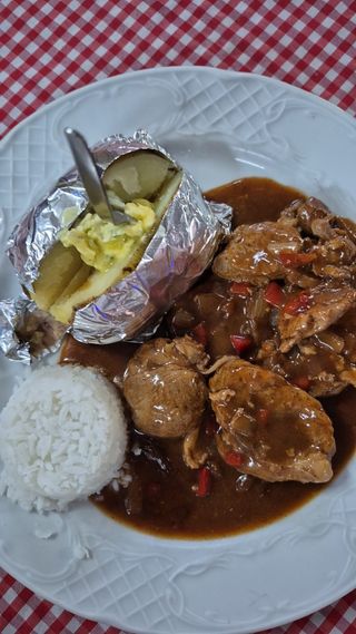 Medallones de solomillo de cerdo salsa panacota