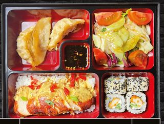 Пилешки Бенто Бокс (400 г)