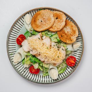 Цезарь с курицей