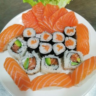 50. Sushi box 5 - 22 pezzi