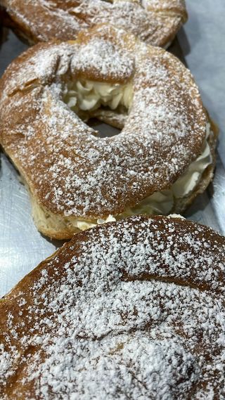 Ensaimadas Rellenas De Nata