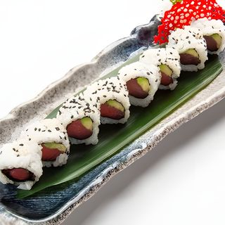 Ura tuna avocado