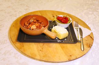 Tochitura moldoveneasca