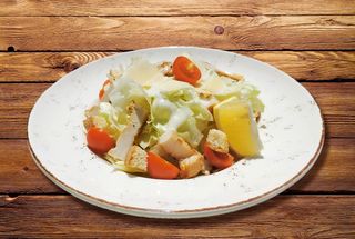 Салата Цезар с пиле (350г)