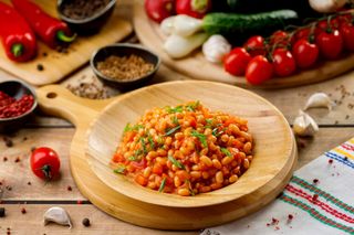 Fasole în Sos de Roșii