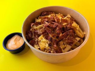 CHEESE & BACON FRIES (300g)