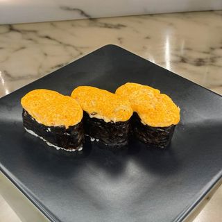 Гункан запеченный острый с креветкой 1шт