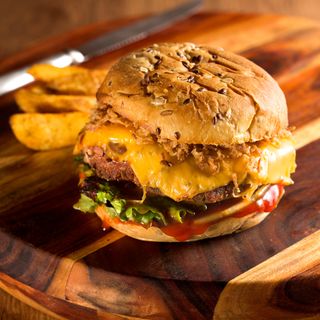 Cheeseburger supreme