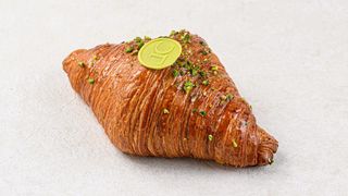 Круассан с фисташковой начинкой