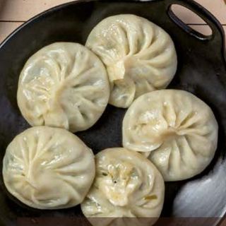 Манты с тыквой и мясом (1шт)