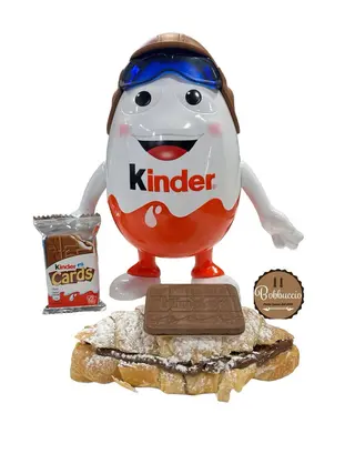 Cornetto Kinder Cards con crema bianca e Nutella