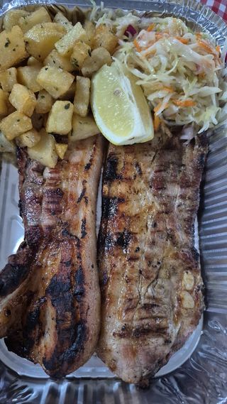 Costillas de cerdo a la brasa