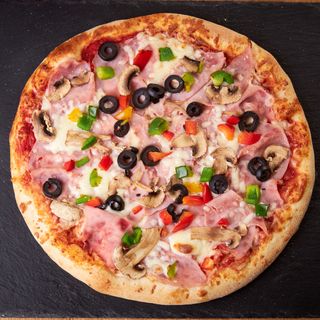 Pizza Capricciosa cu blat cheesy Ø28cm