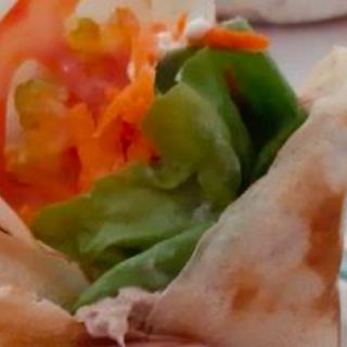 Crep Vegetal  De Atún, Lechuga, Tomate Y Mayonesa